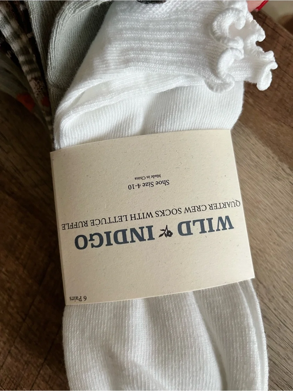 NWT Wild & Indigo Women’s Fall Pumpkin Spice Coffee Lettuce Ruffle Socks